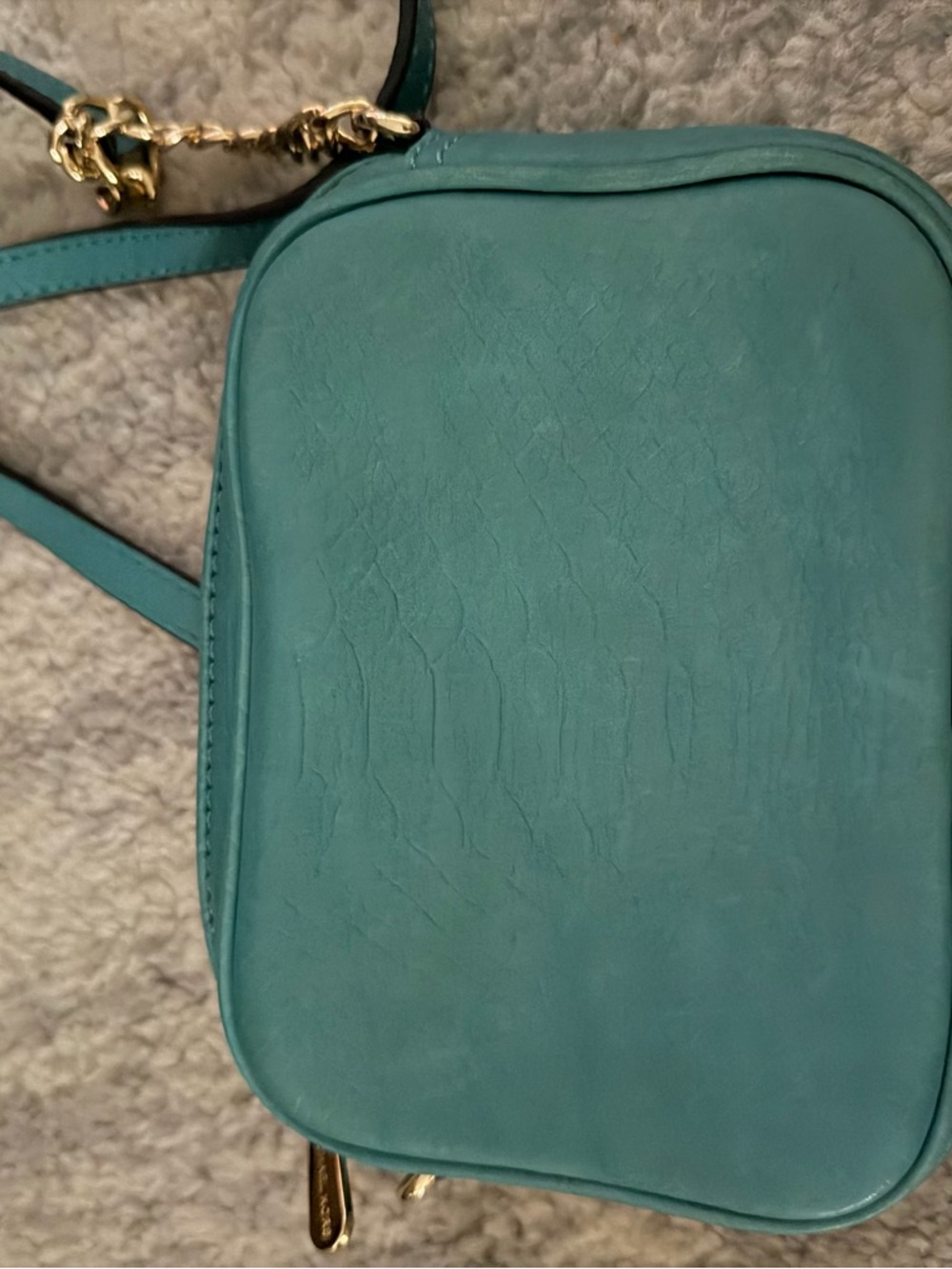 2 bags for the price of 1- Michael Kors Crossbody Bags - Gold Hardware - Picture 4 of 7